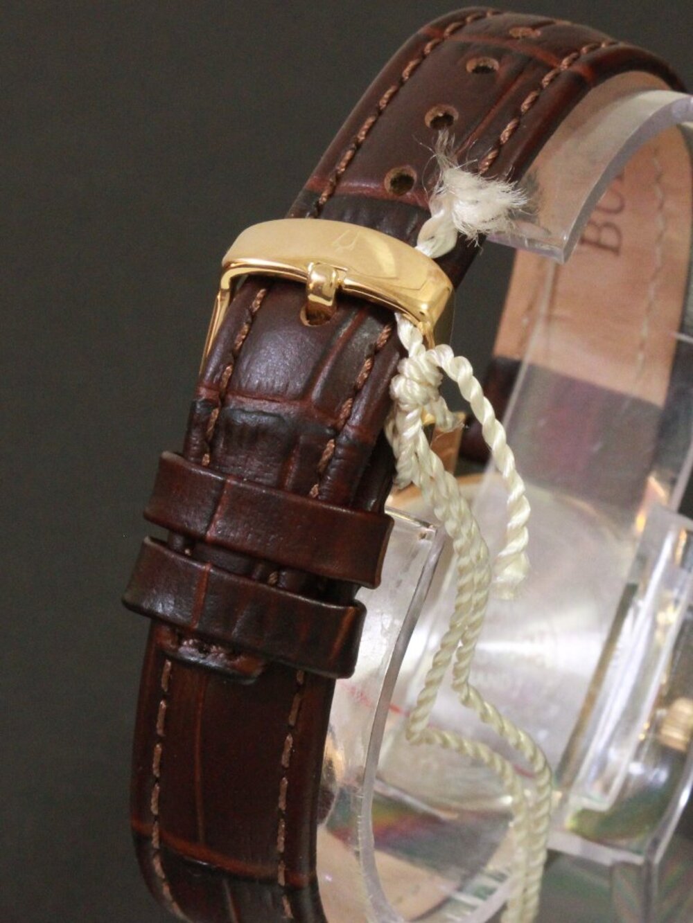 Bulova Classic Collection Ladies Dress Watch Gold Tone Textured Dial 30mm - Picture 8 of 10